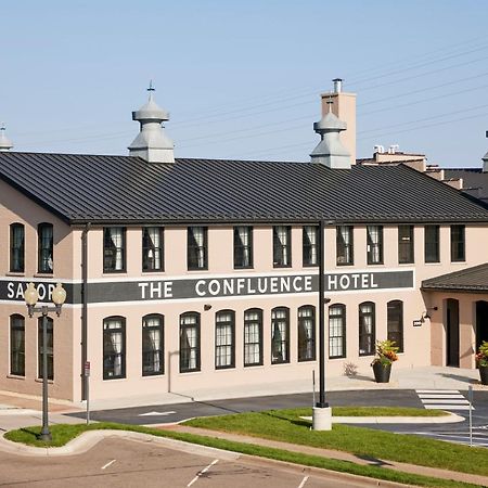 The Confluence Hotel Hastings Esterno foto